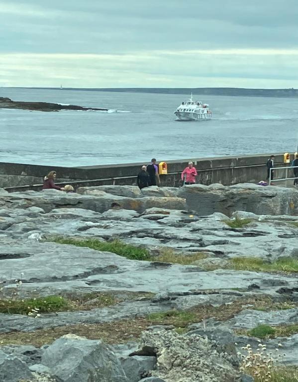 New Studio Near Lahinch, Doolin & Cliffs Of Moher Екстериор снимка